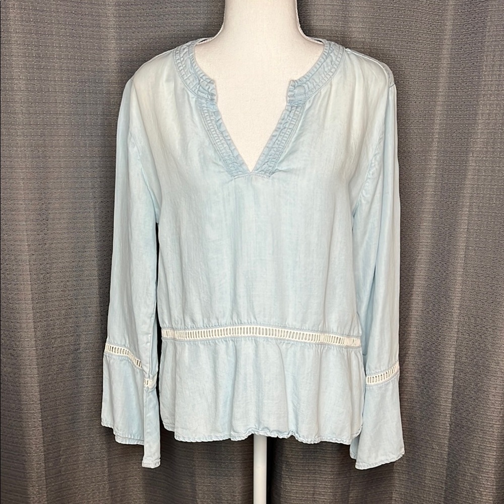 Cloth & Stone Light Blue Women's Long Sleeved Top Medium Bell Sleeves